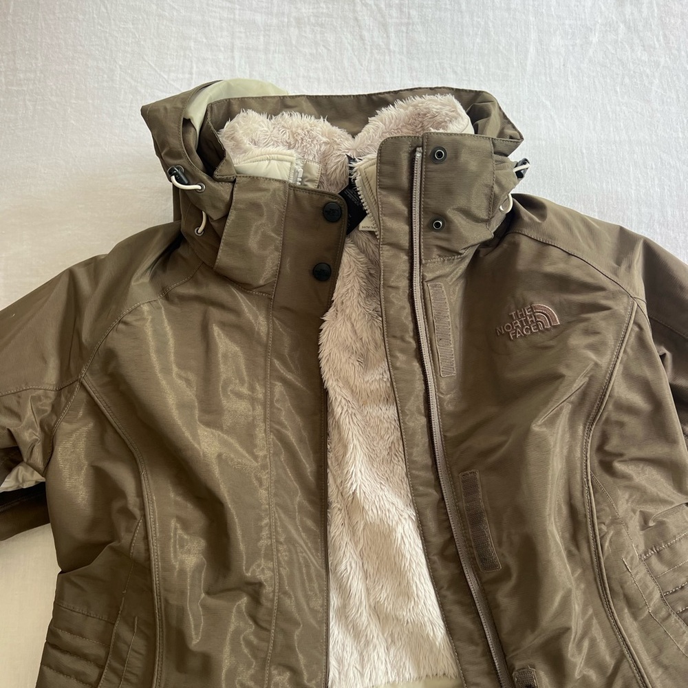 The 3 in 1 North Face Women's Dark Brown Ski Triclimate Jacket